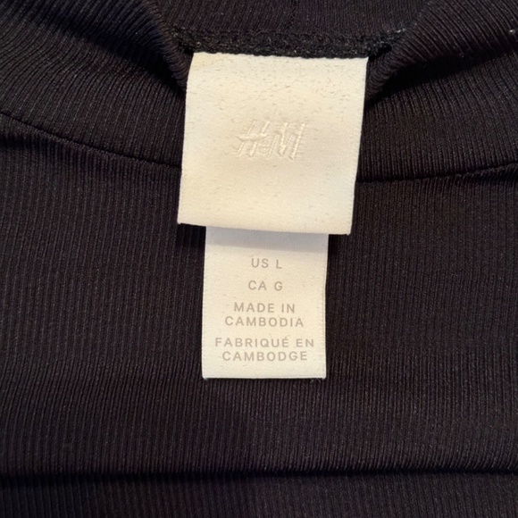 Black long sleeve HM bodysuit - Picture 3 of 3